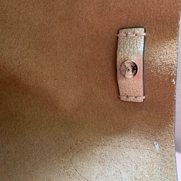 Coach - Picture 5 of 5